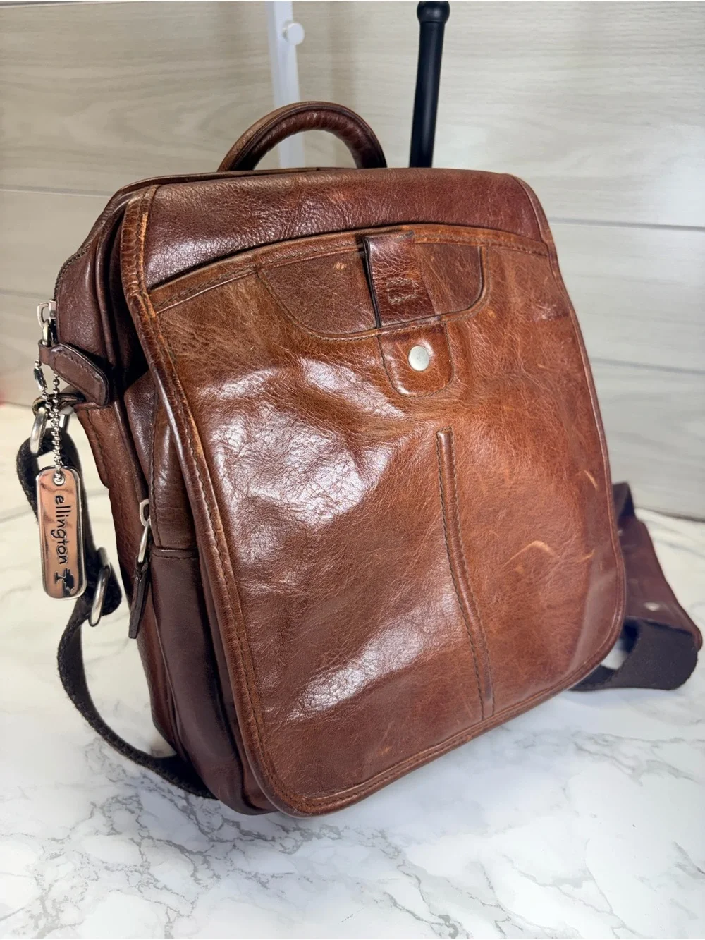 Ellington Brown Leather Messenger Bag